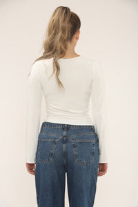 LONG SLEEVE FITTED CROP | WHITE