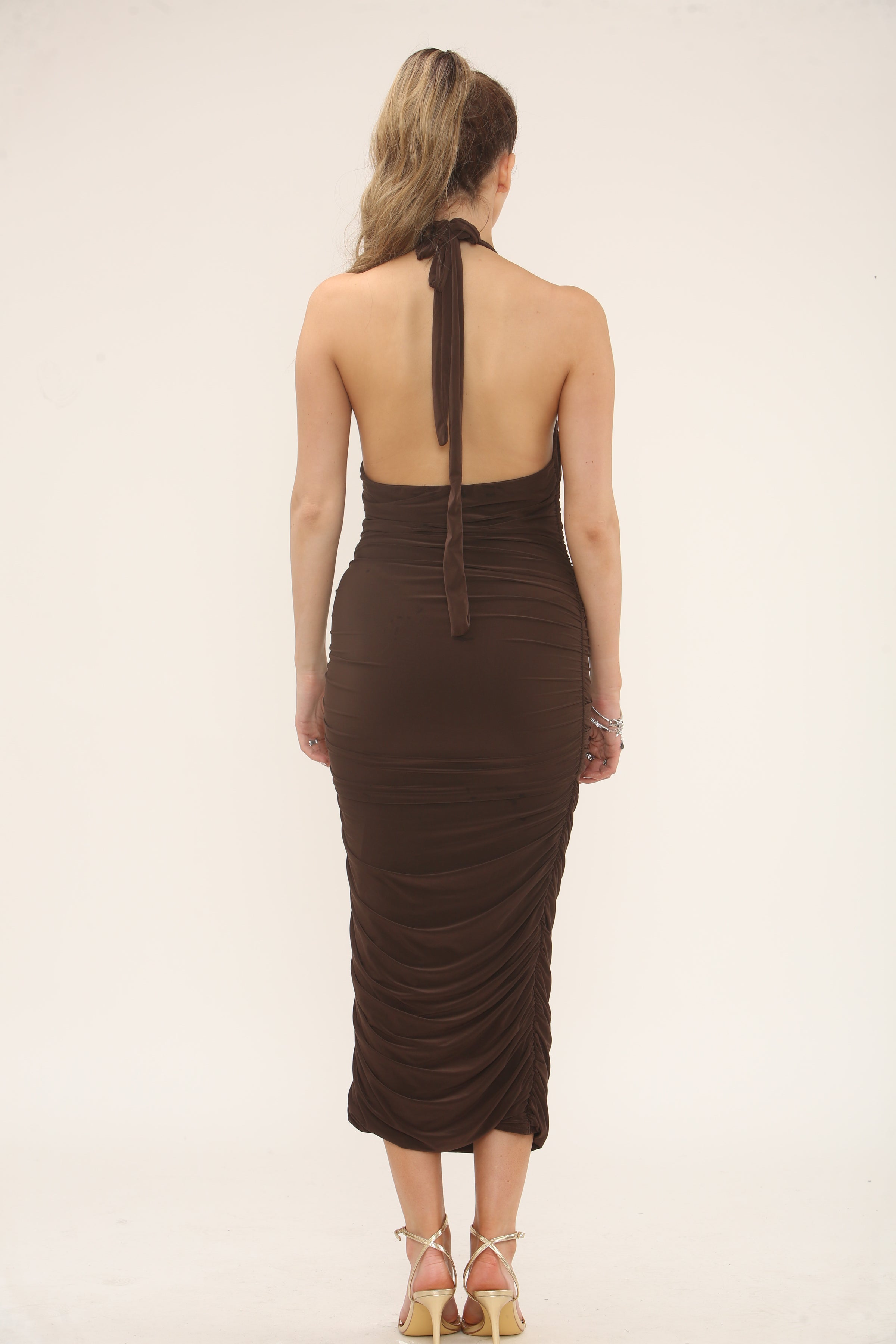 HALTERNECK RUCHED MIDI | CHOCOLATE